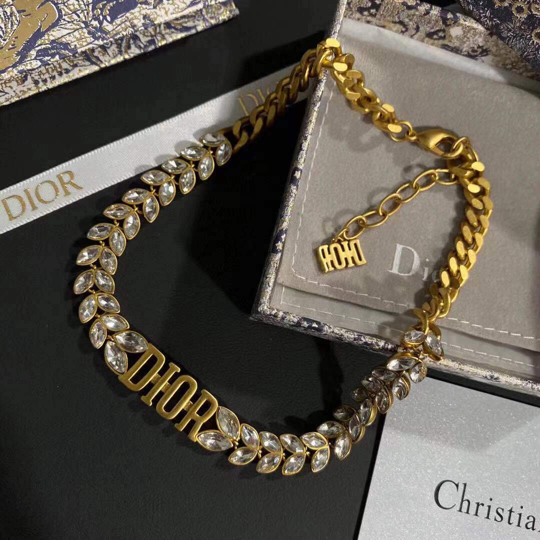 DIOR Elegant Crystal Necklace