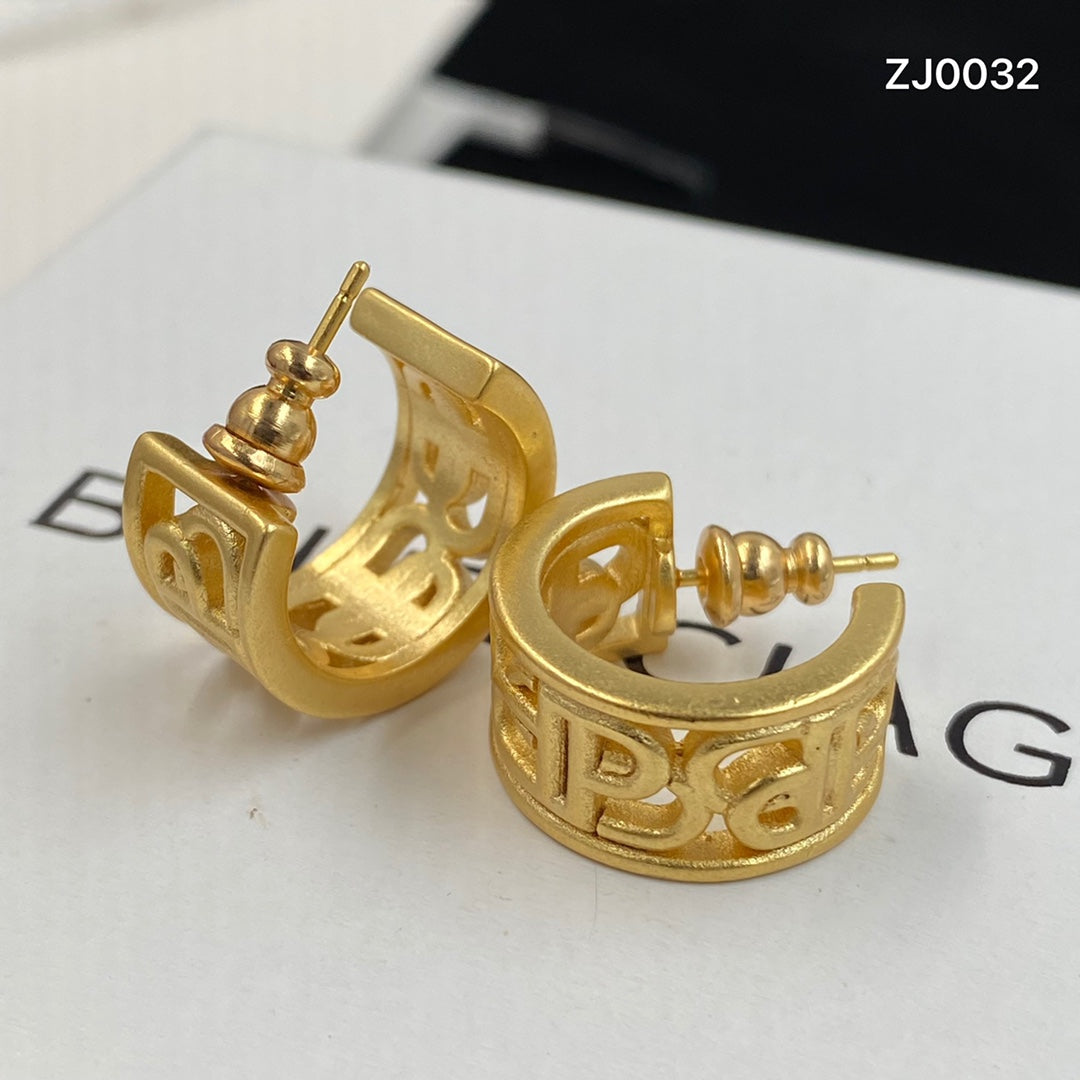 BALENCIAGA Gold luxury ring