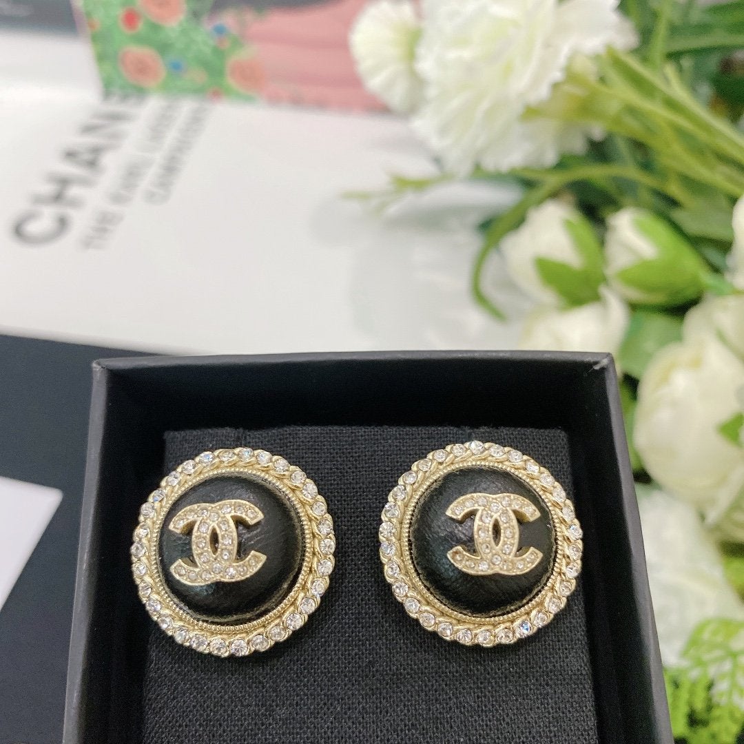 CHANEL Luxury Rhinestone Earrings