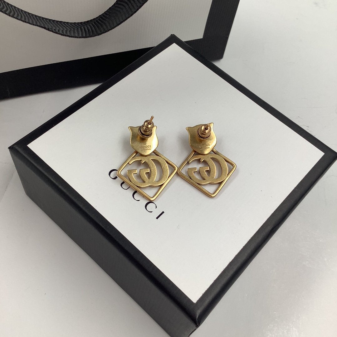GUCCI Leopard Head Earrings