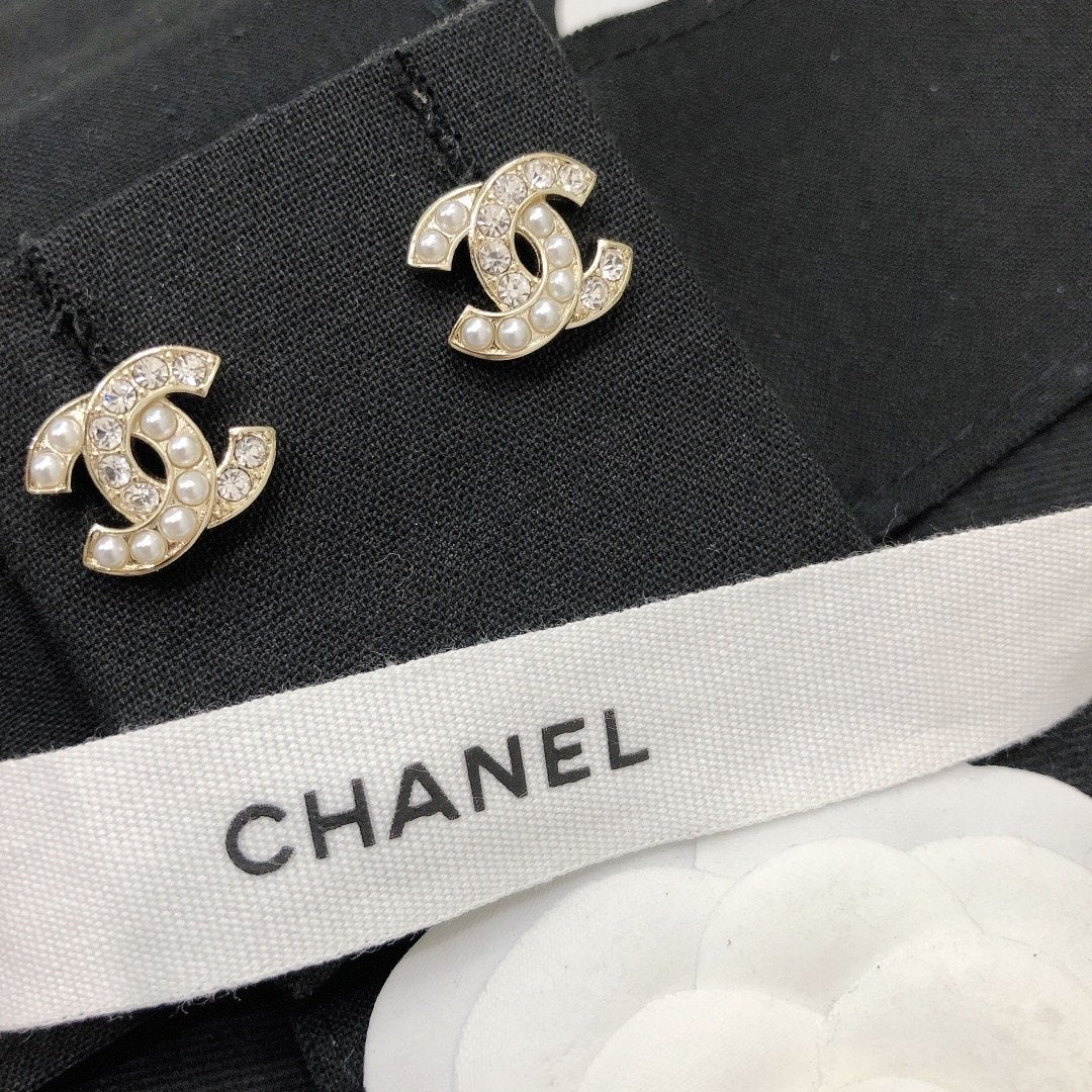 CHANEL Retro Distressed Crystal Earrings with Diamonds