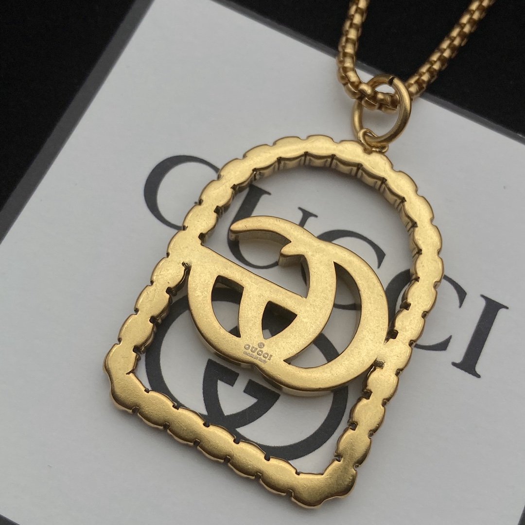 GUCCI French Style Arch Diamond Necklace