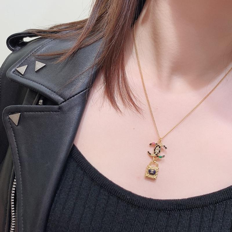 CHANEL Fashion Lock Double Label Necklace