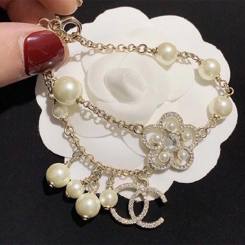 CHANEL Luxury Double C Pearl Bracelet