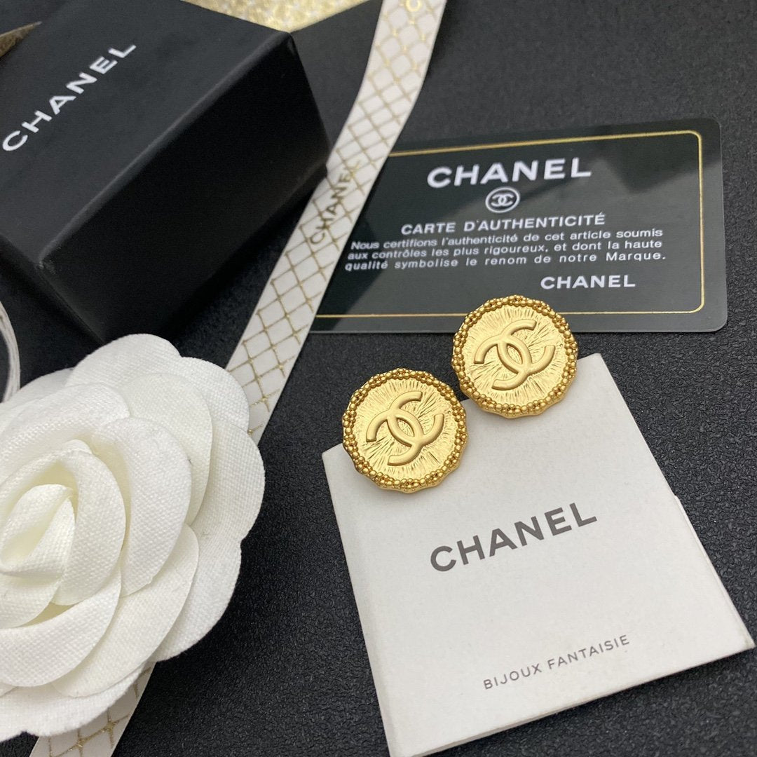 CHANEL Luxury Gold Engraved Earrings