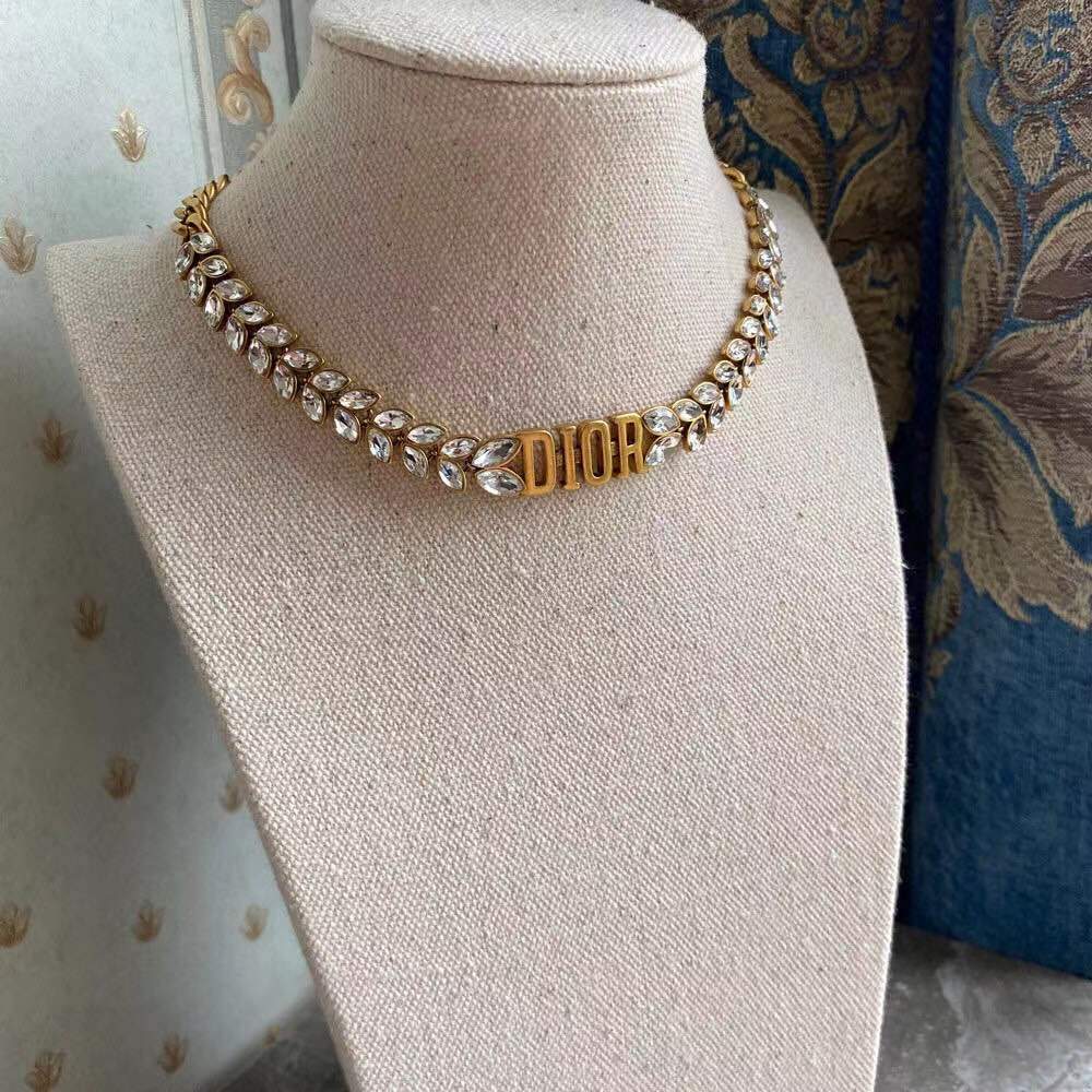 DIOR Elegant Crystal Necklace