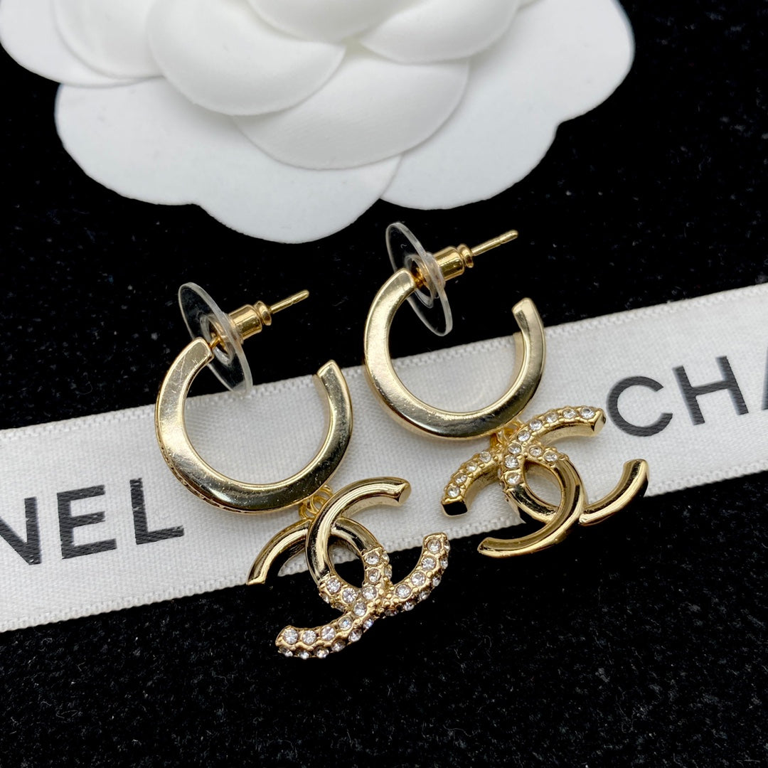 CHANEL October New Trend - Moon Diamond Earrings