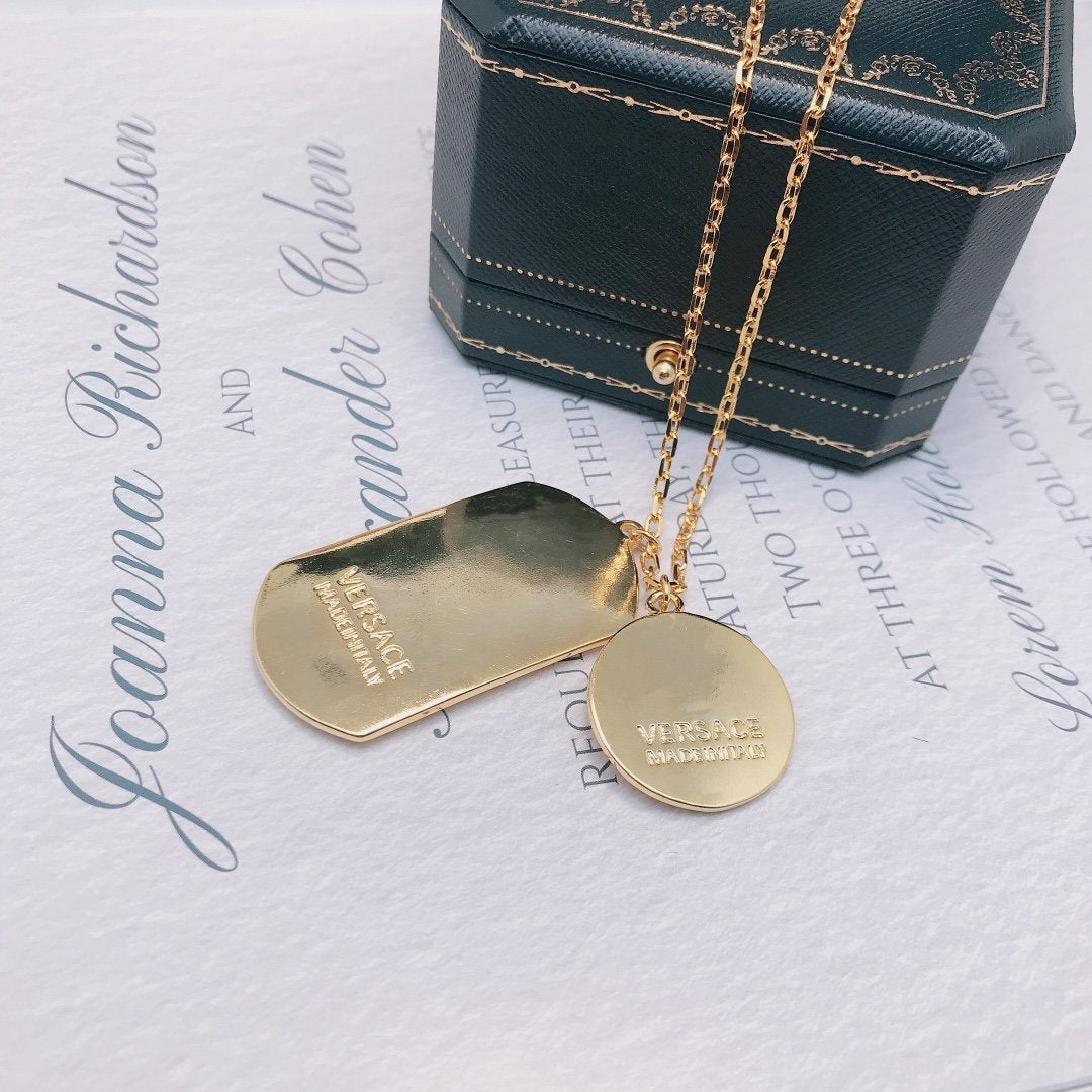 VERSACE Fashion Pattern Carved Necklace