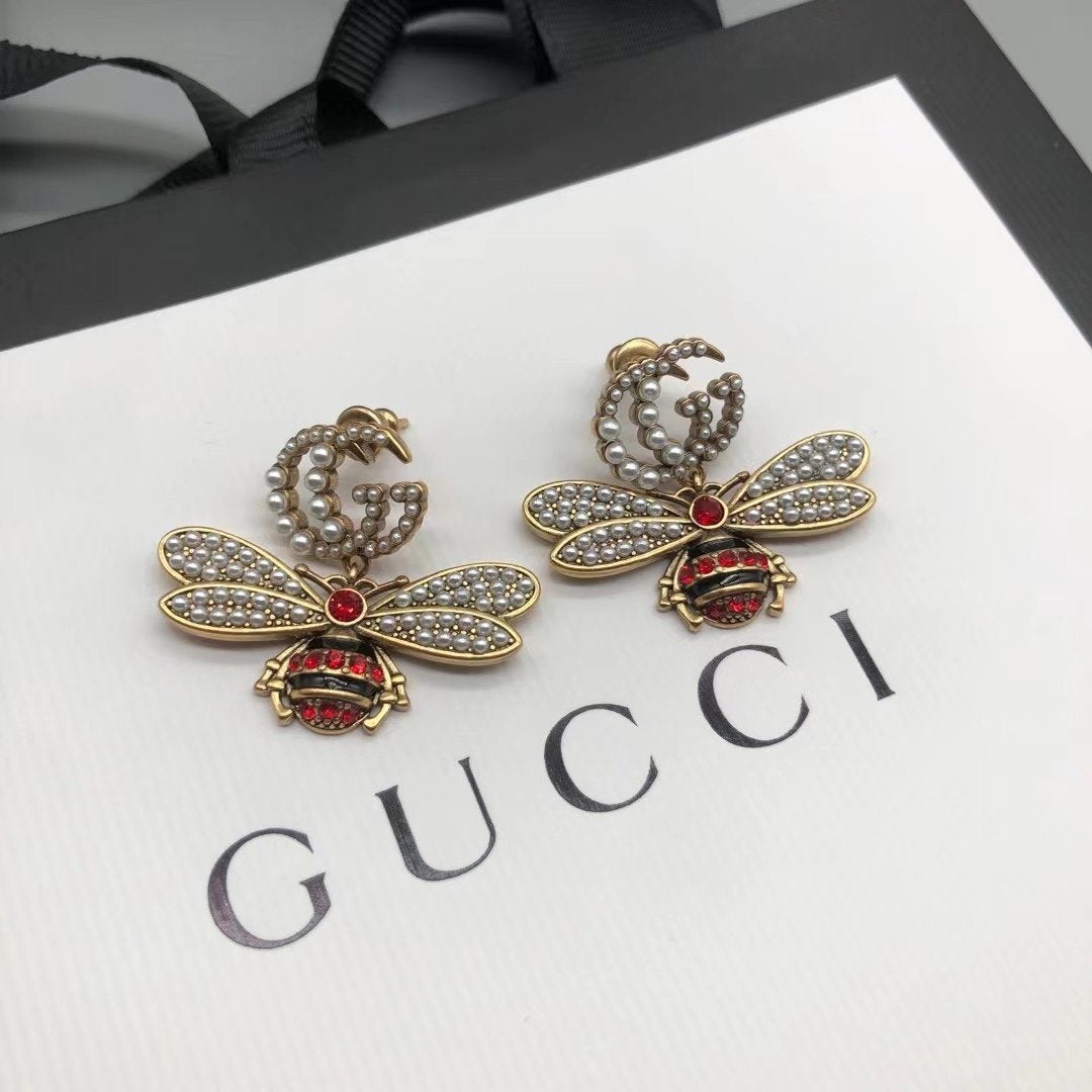 GUCCI Fashion Rhinestone Little Bee Pendant Earrings