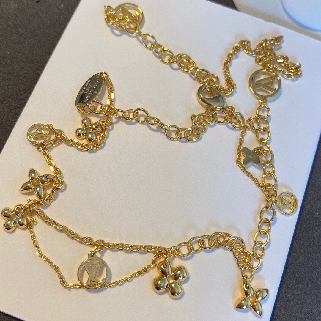 LV Fashion Flower Letter Necklace