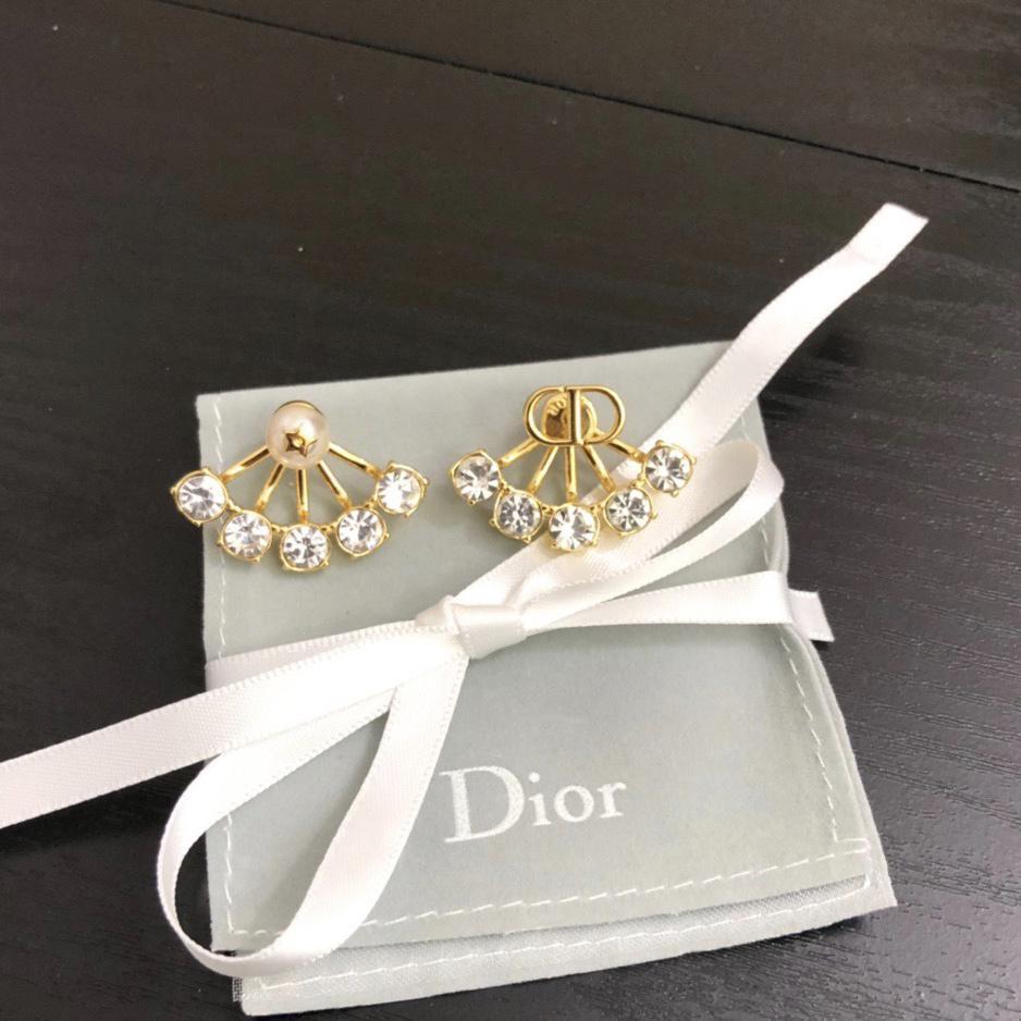 DIOR Luxury Crystal Four Claws Earrings