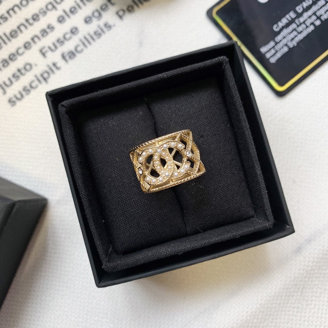 CHANEL Fashion Double C Pearl Ring