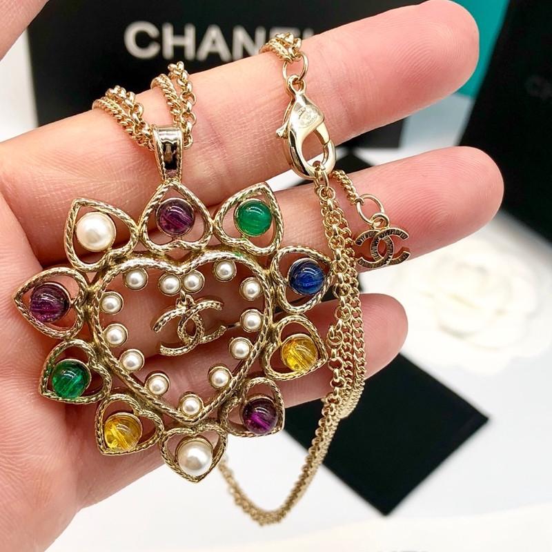 CHANEL Fashion Multicolor Rhinestone Necklace