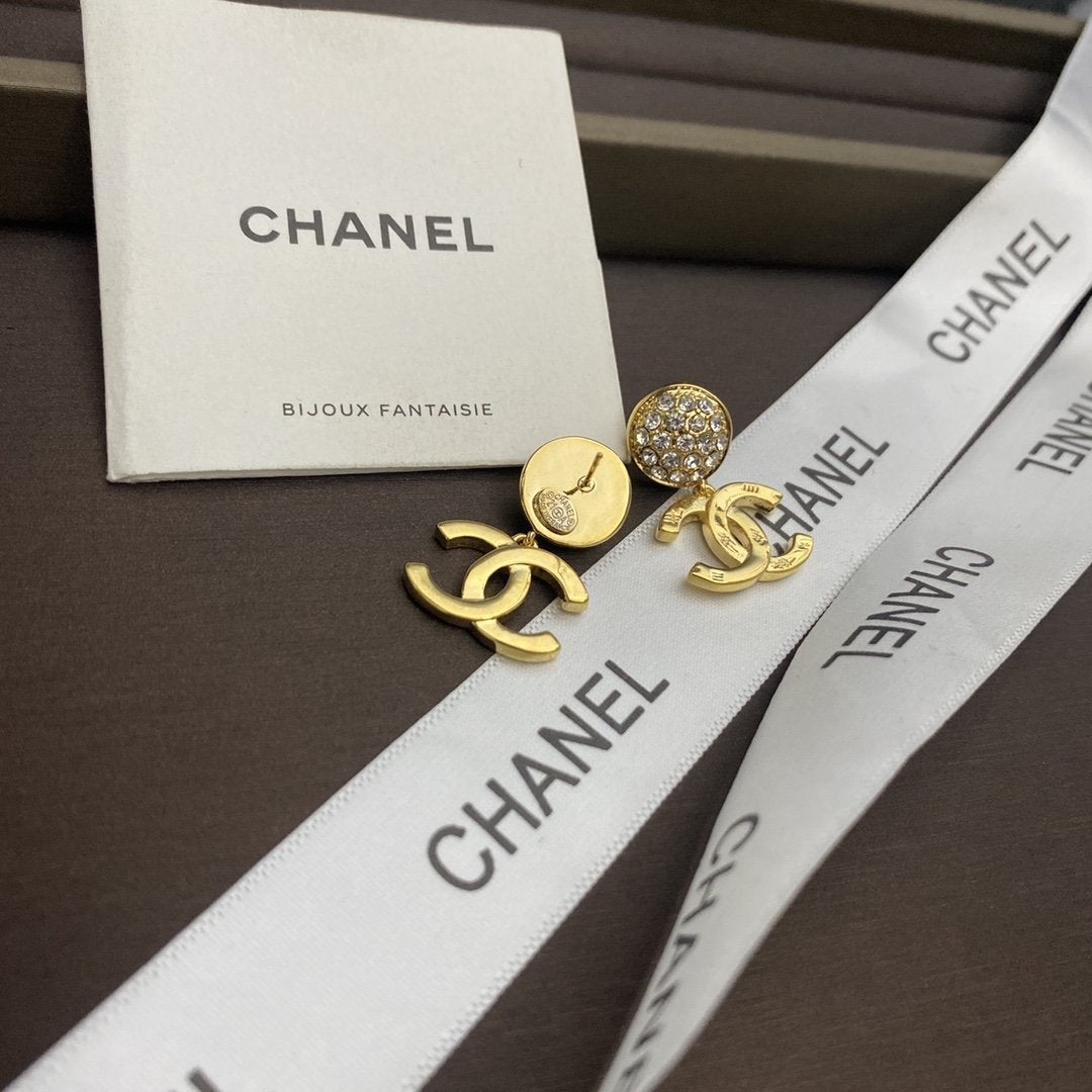 CHANEL Fashion Pavé Rhinestone Pendant Earrings