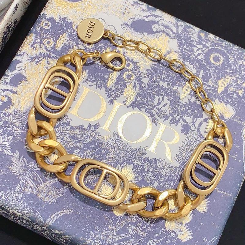 DIOR Fashion Hollow Letter Bracelet