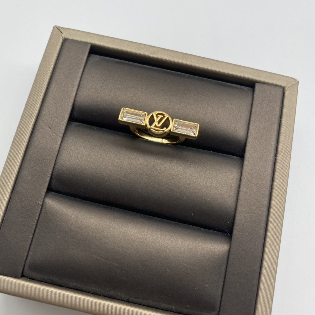 LV Retro Double Rhinestone Ring