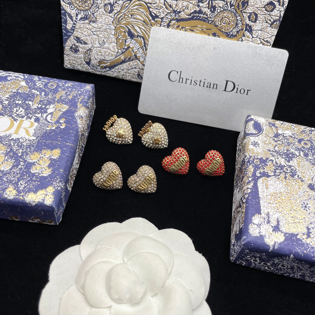 DIOR Fashionable heart-shaped earrings