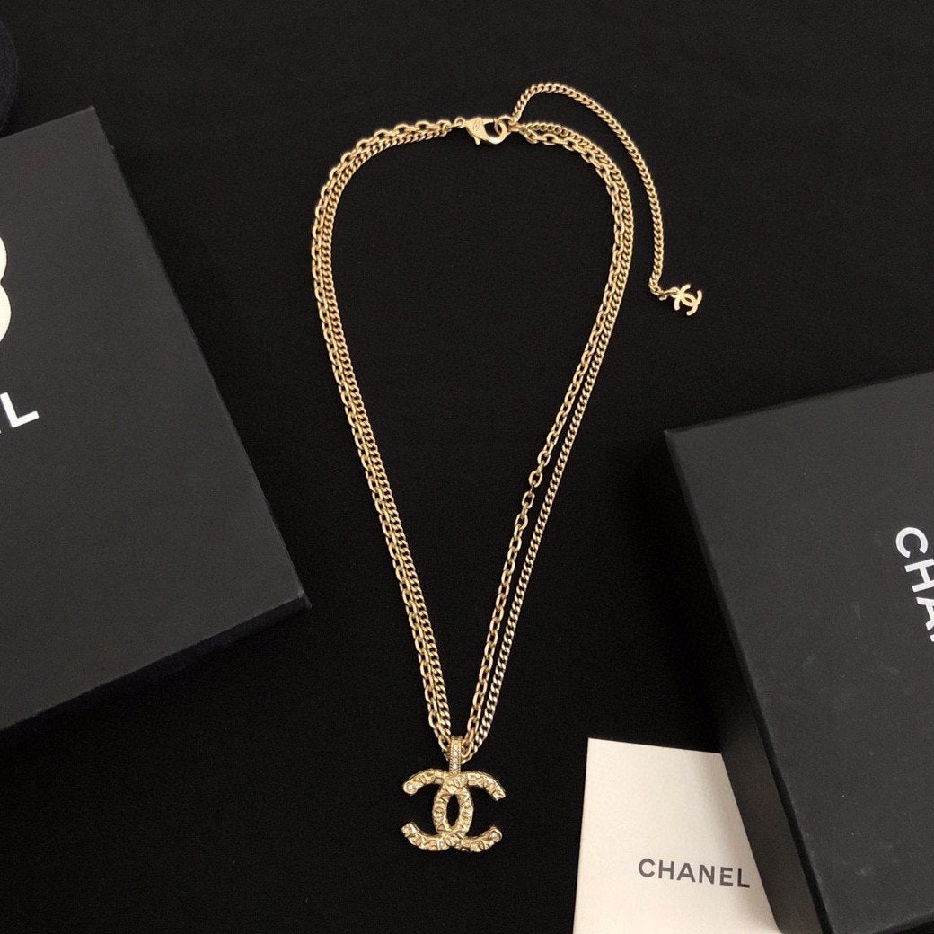 CHANEL High-end Double-Strand Letter Necklace