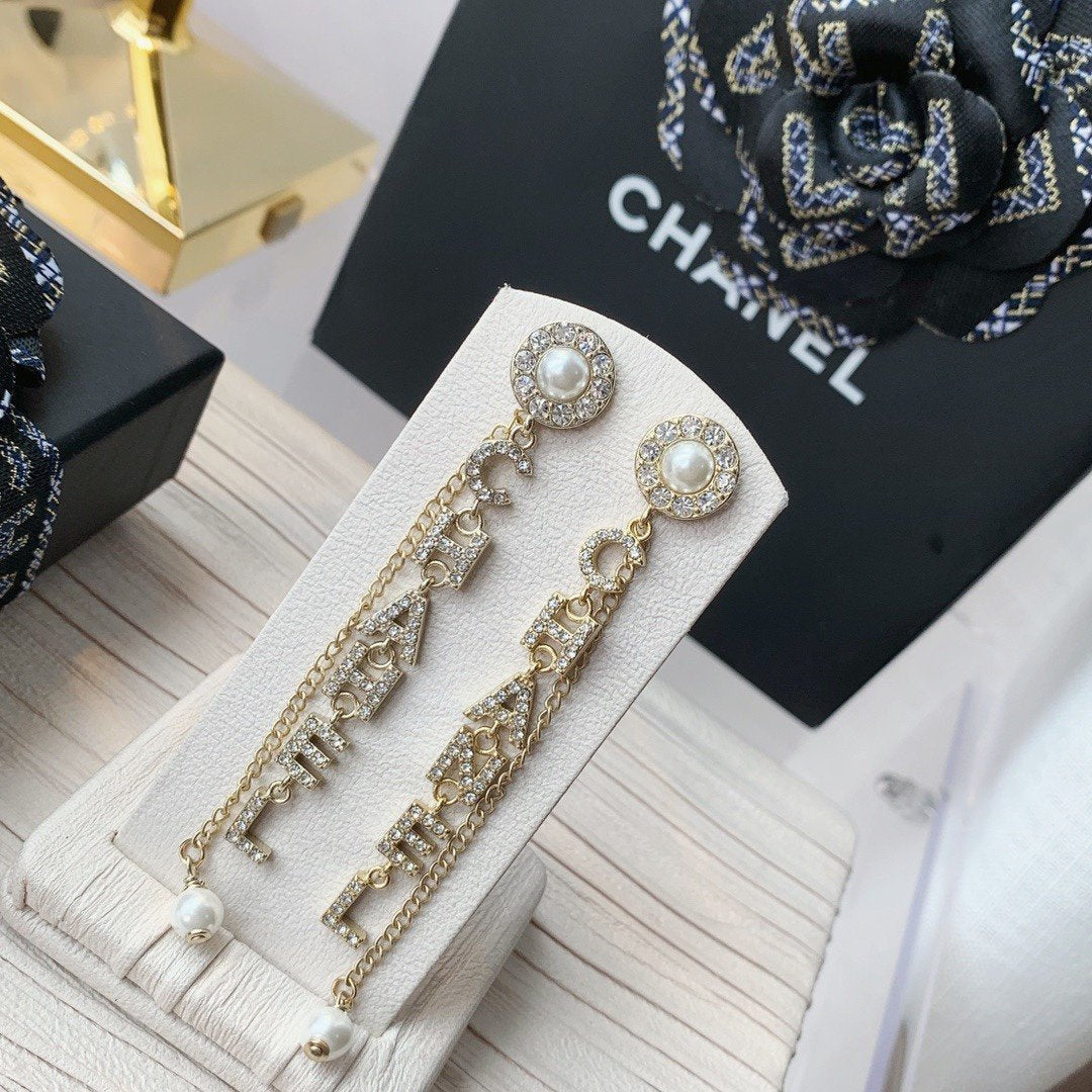 CHANEL Luxury Pearl Rhinestone Letter Tassel Earrings