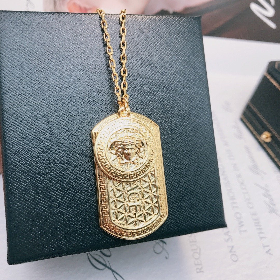 VERSACE Fashion Pattern Carved Necklace