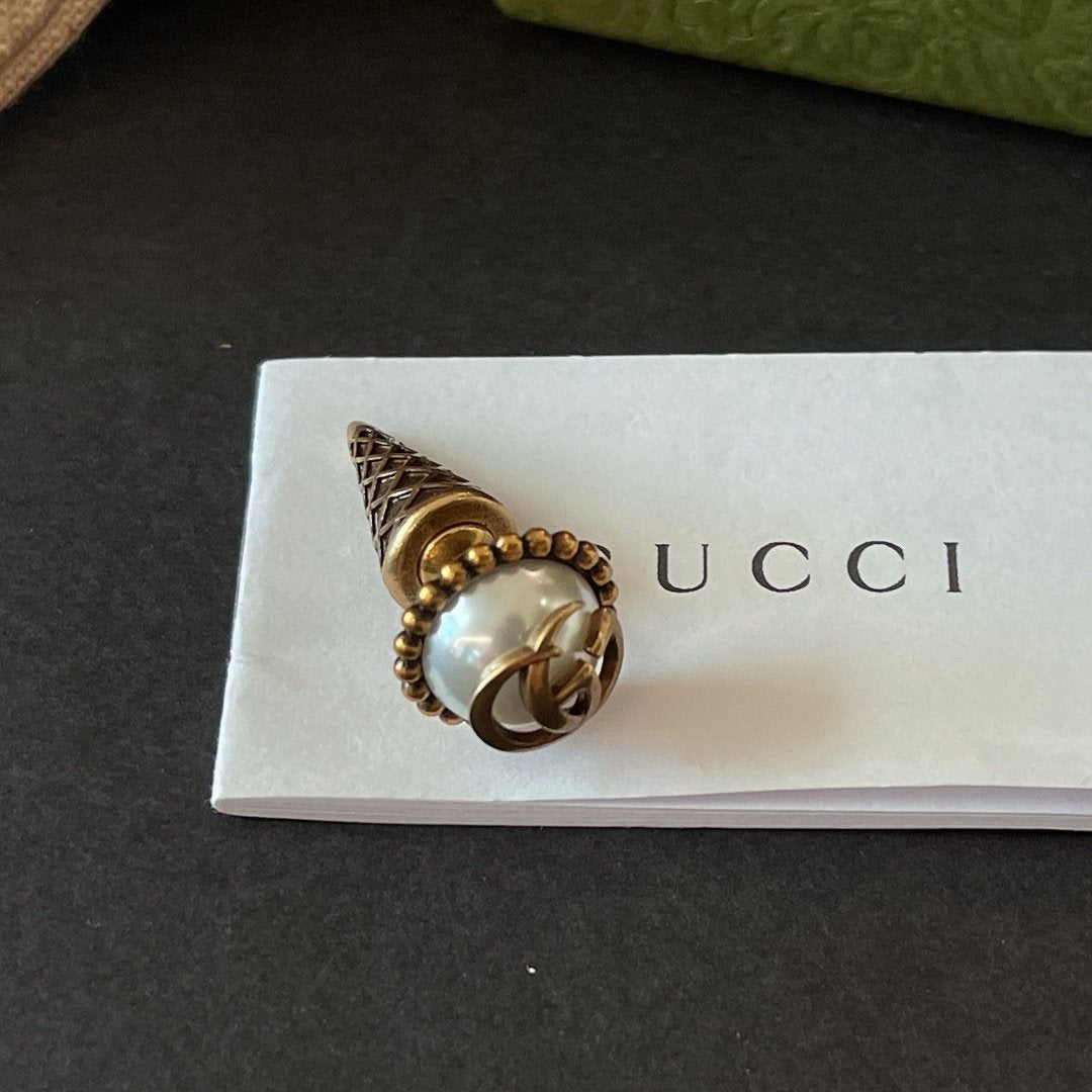 GUCCI retro ice cream pearl earrings