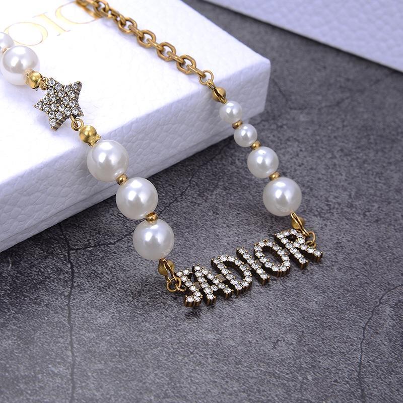 DIOR Elegant Pearl Rhinestone Star Pendant Necklace
