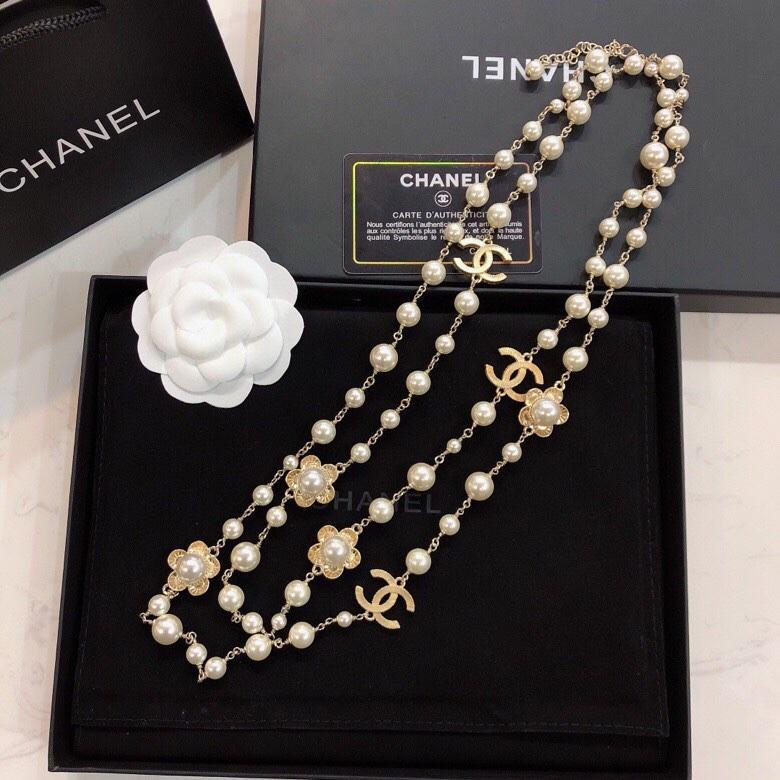 CHANEL Classic sandblasted flower pearl necklace