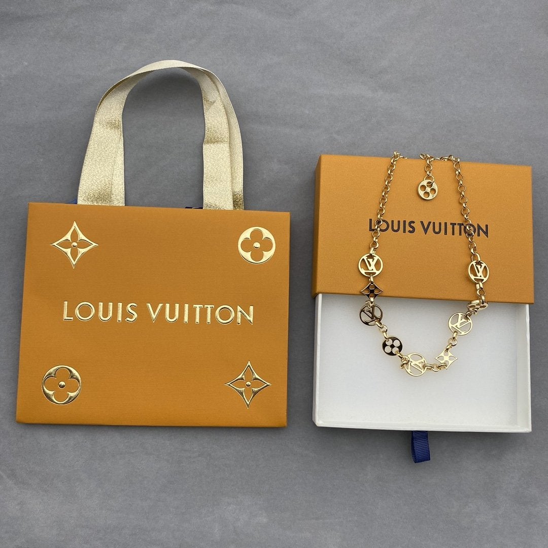 LV Fashionable Hollow Printed Necklace