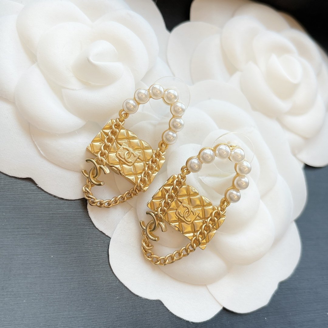 CHANEL Fashion Pearl Bag Pendant Earrings