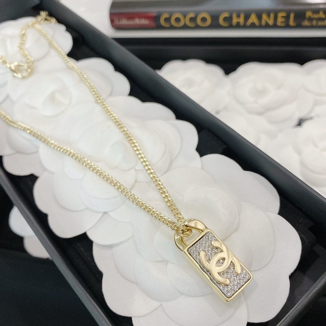 CHANEL Luxury Rhinestone Square Pendant Necklace
