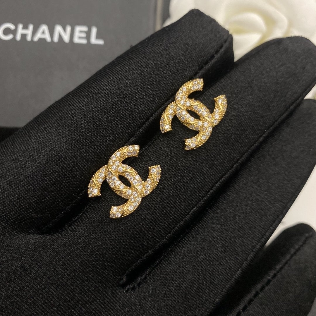 CHANEL Luxury Zircon Double C Stud Earrings