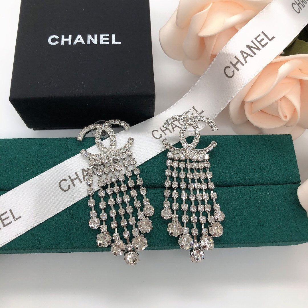 CHANEL Silver Quicksand Full Diamond Earrings