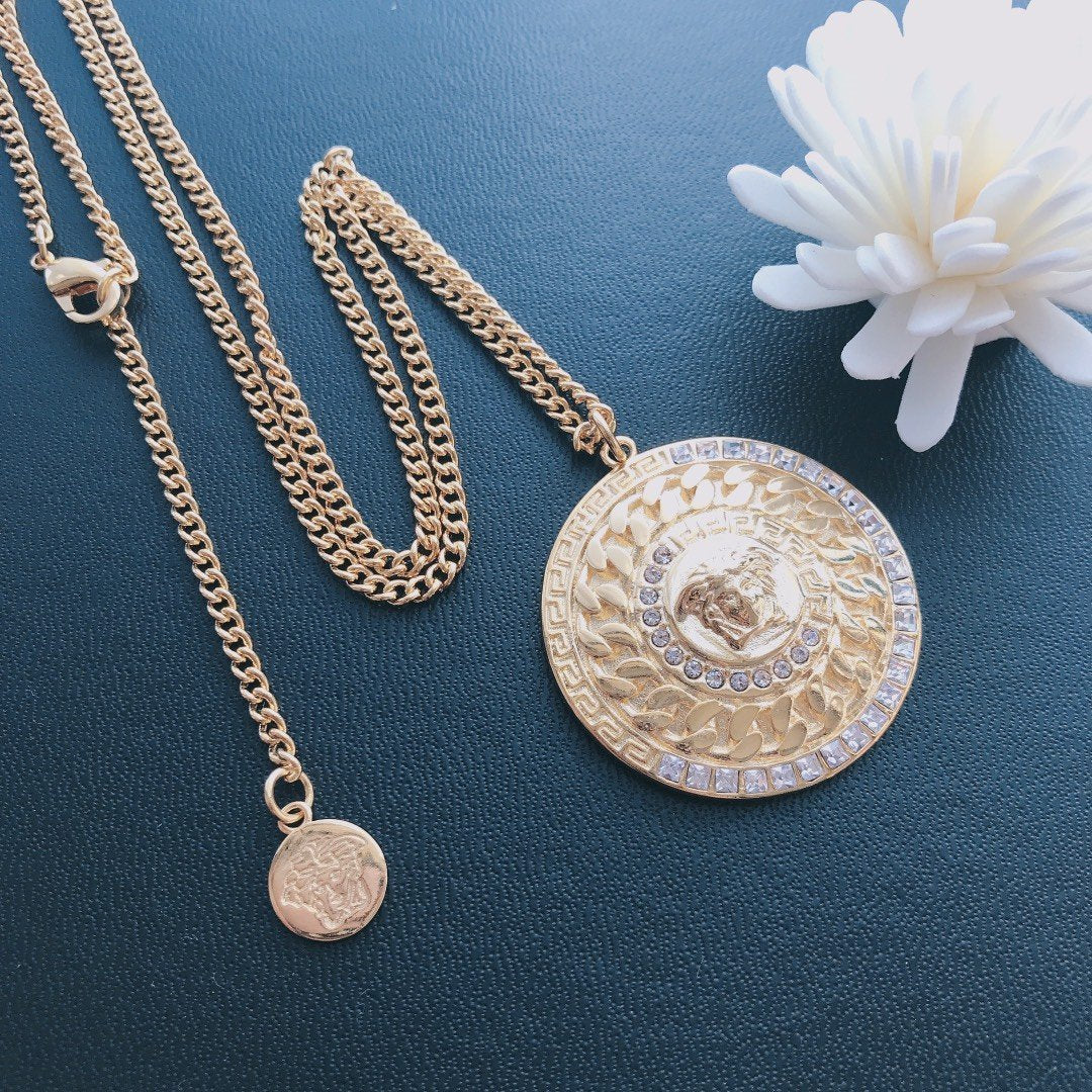 VERSACE Fashion Beauty Head Rhinestone Necklace