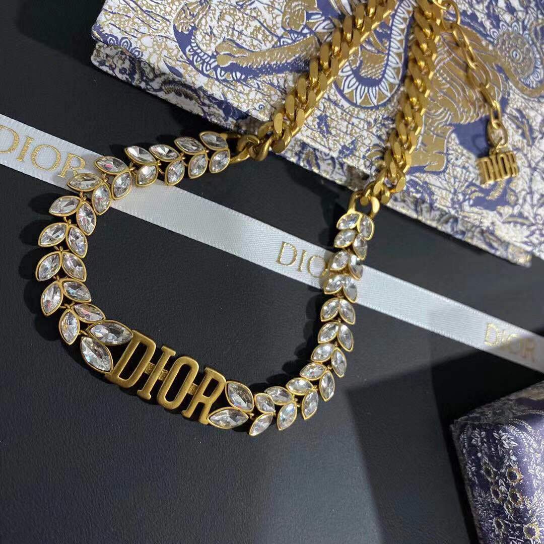 DIOR Elegant Crystal Necklace