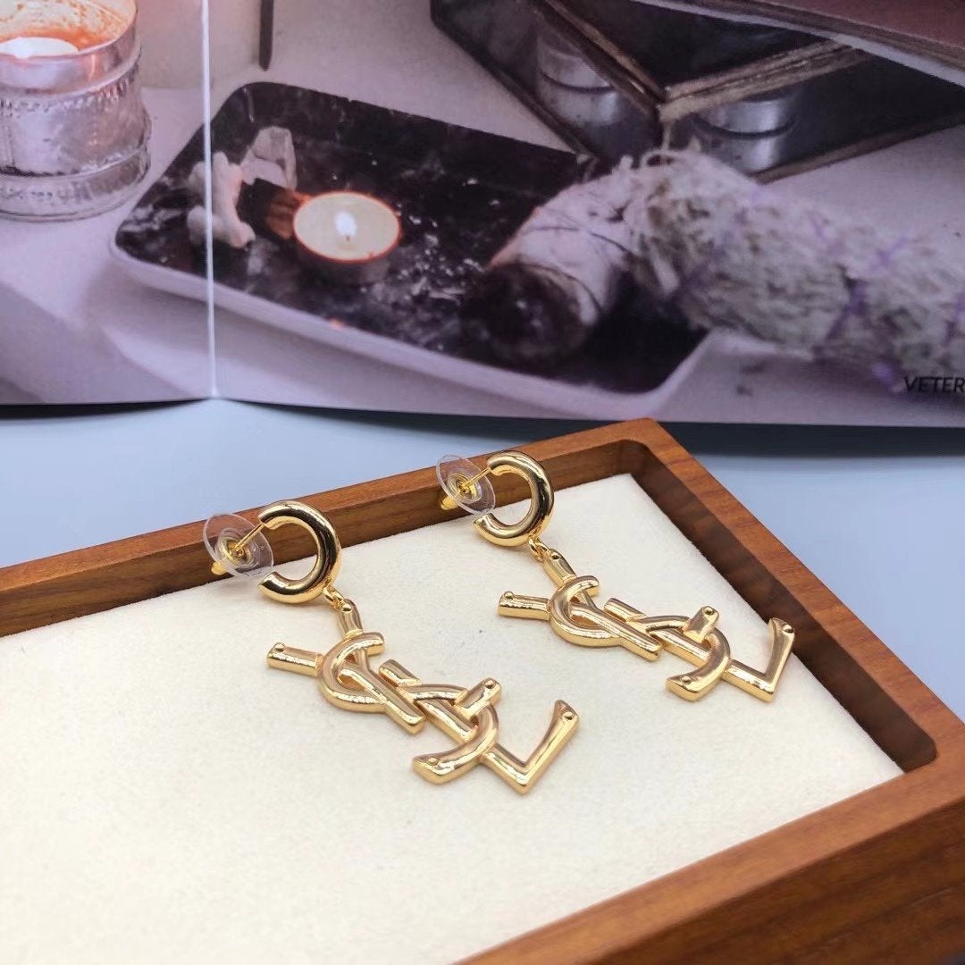YSL Simple letter pendant earrings