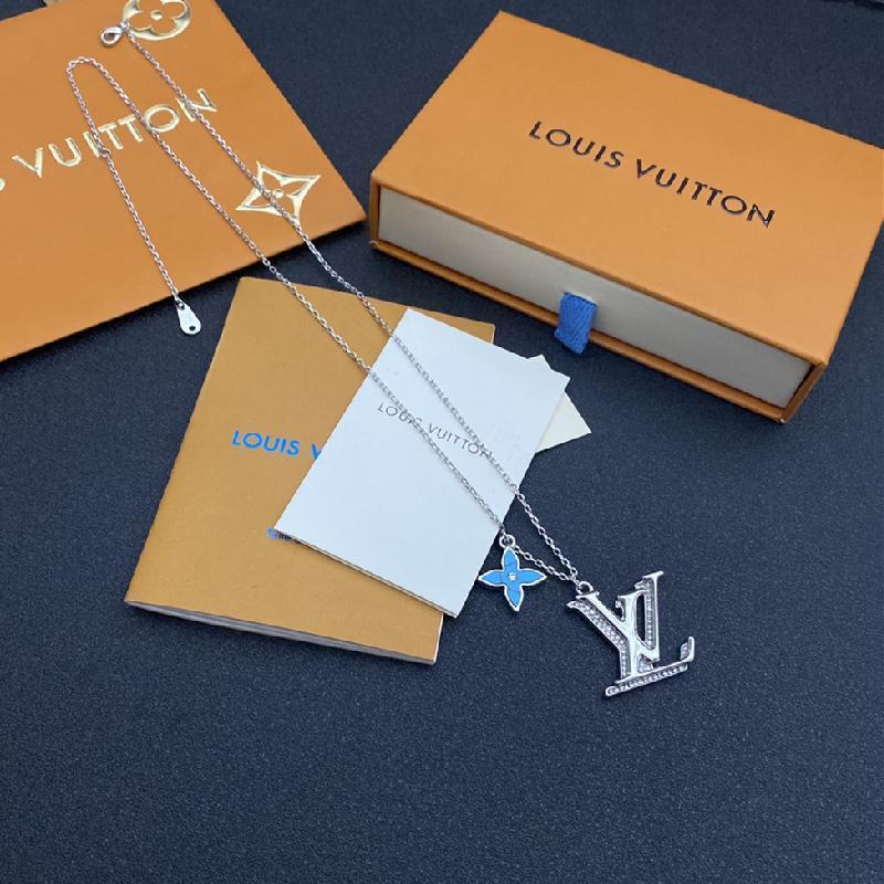 LV Fashionable Silver Diamond Flower Necklace