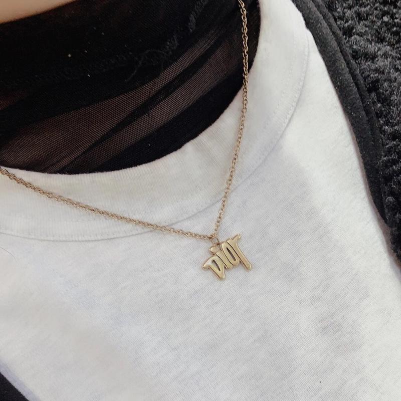 DIOR Vintage Letter Necklace