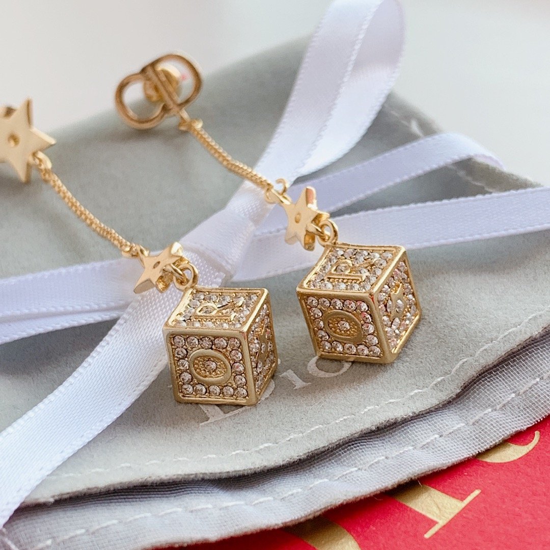 DIOR Luxury Letter Rhinestone Earrings