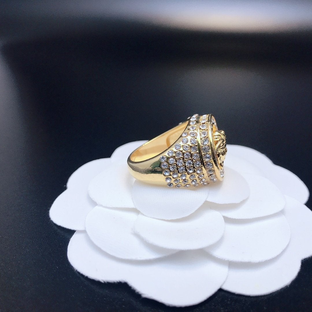 VERSACE Luxury Carved Ring