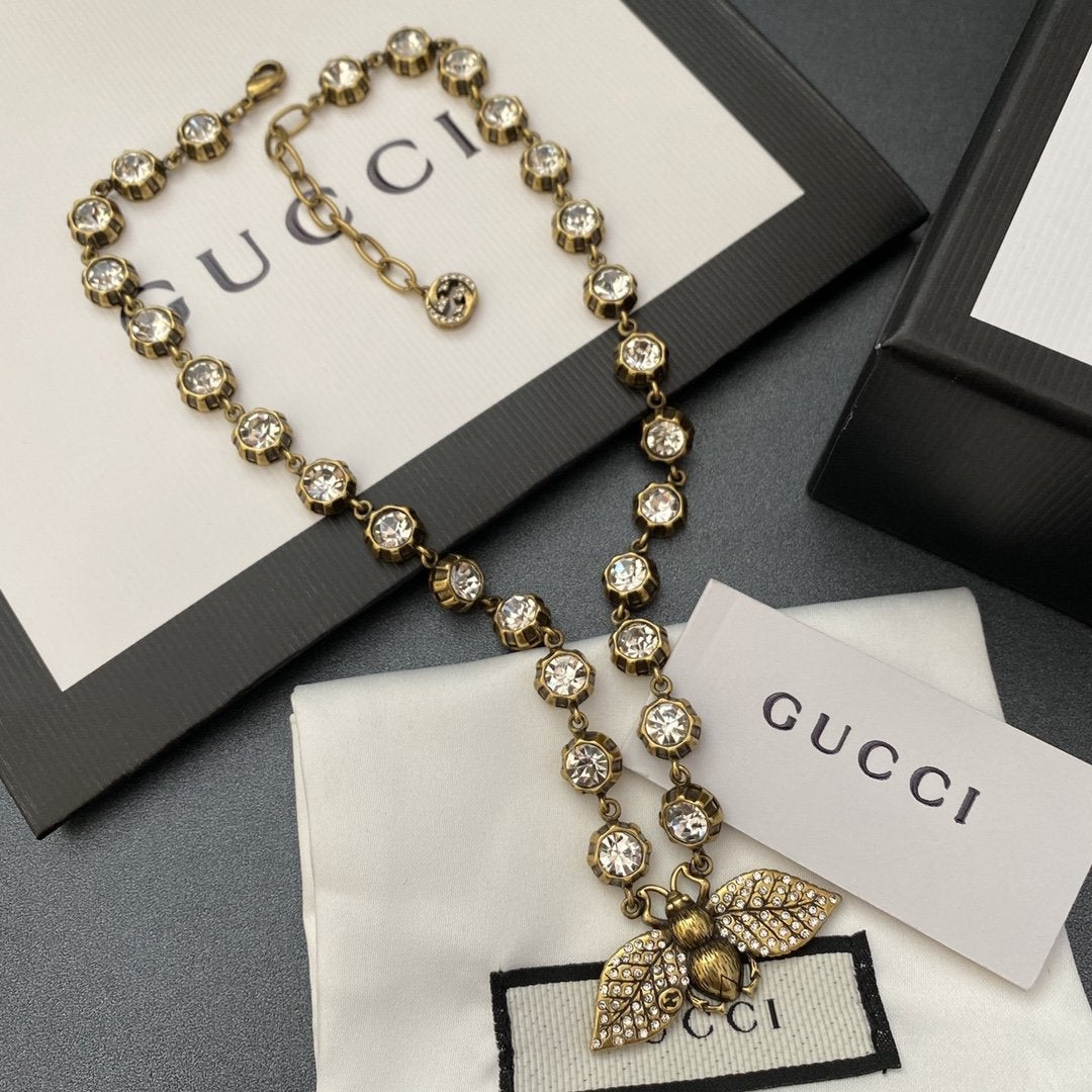 GUCCI New Retro Rhinestone Bee Pendant Necklace