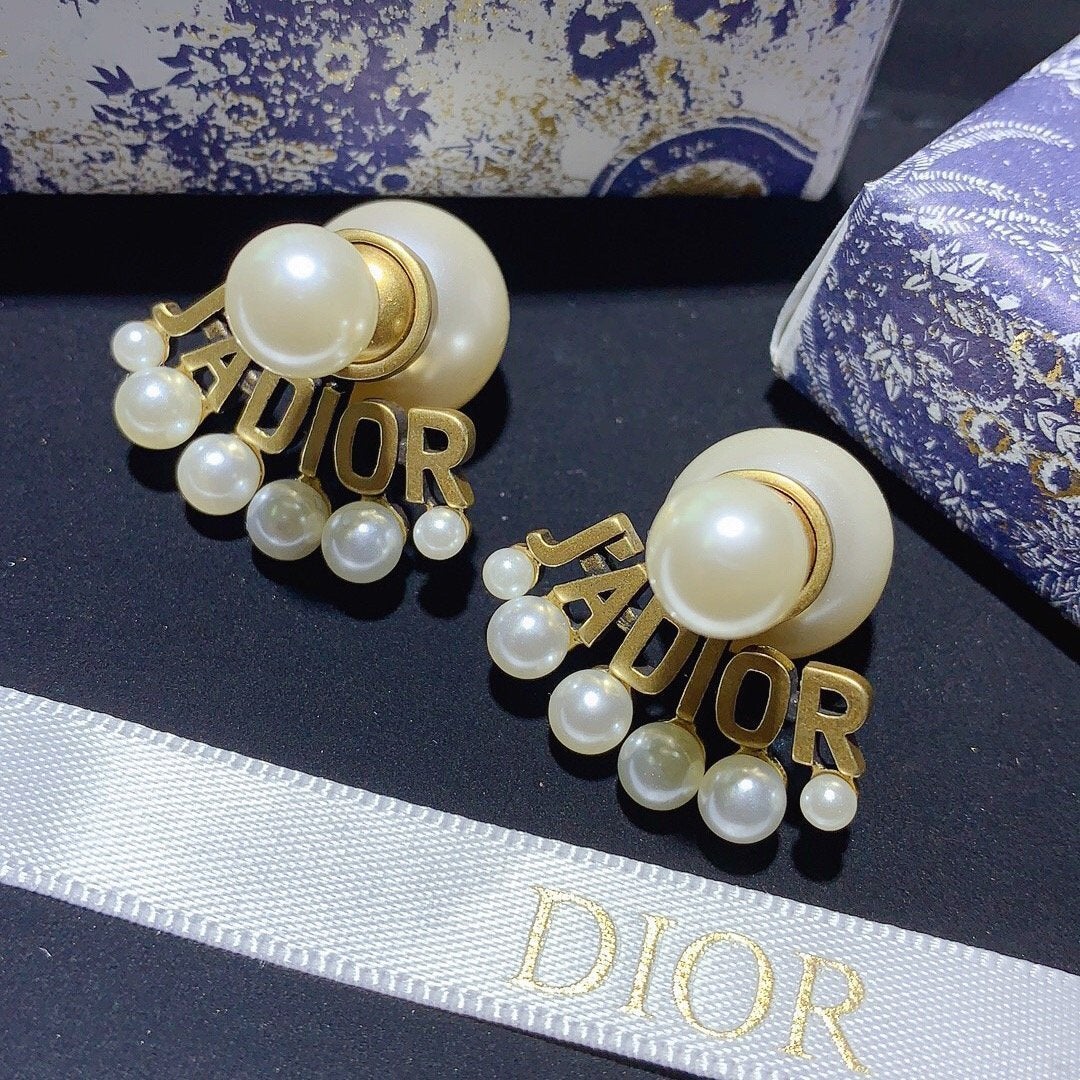DIOR White Resin Imitation Pearl Letter Earrings