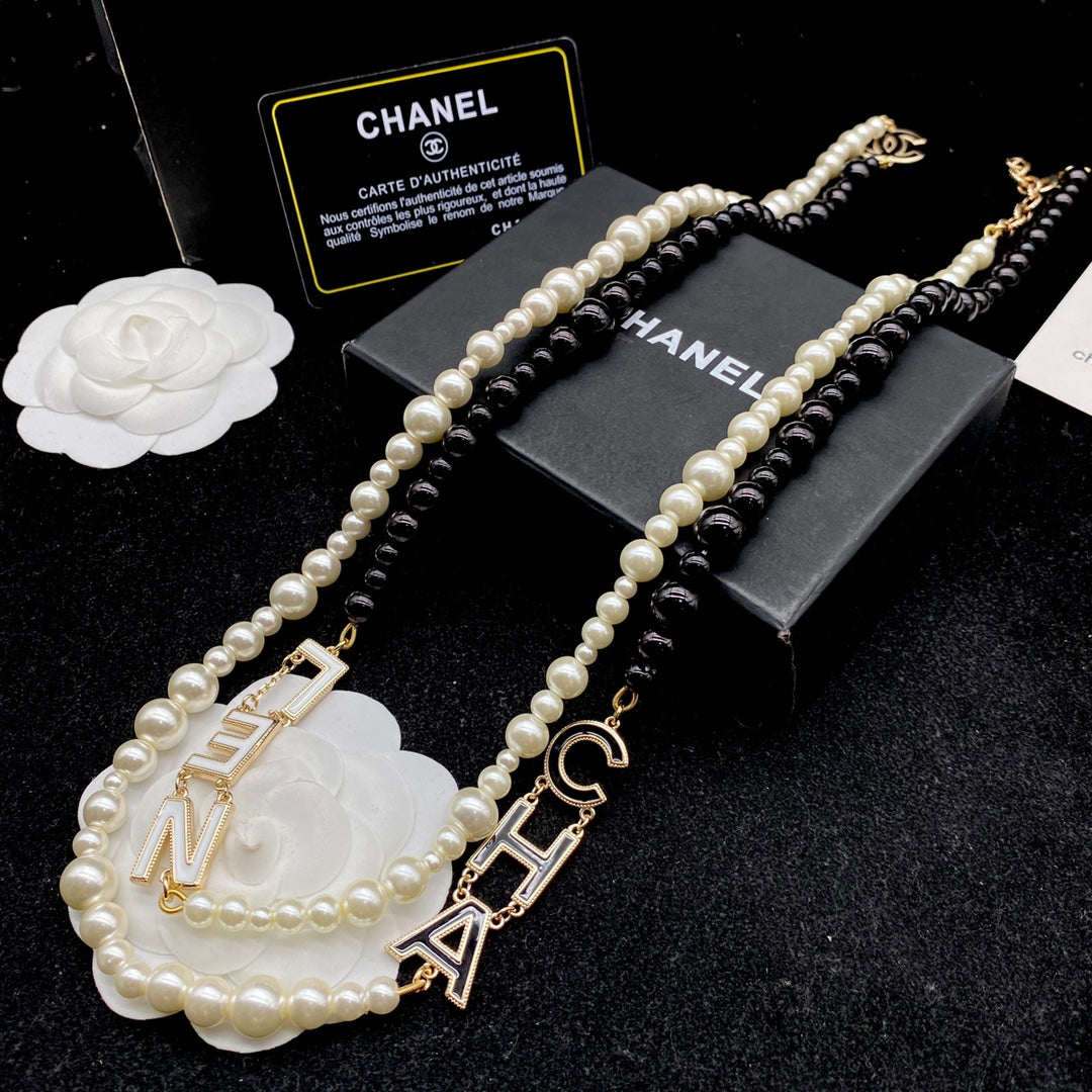 CHANEL October New Trend - Winter Sweater Necklace