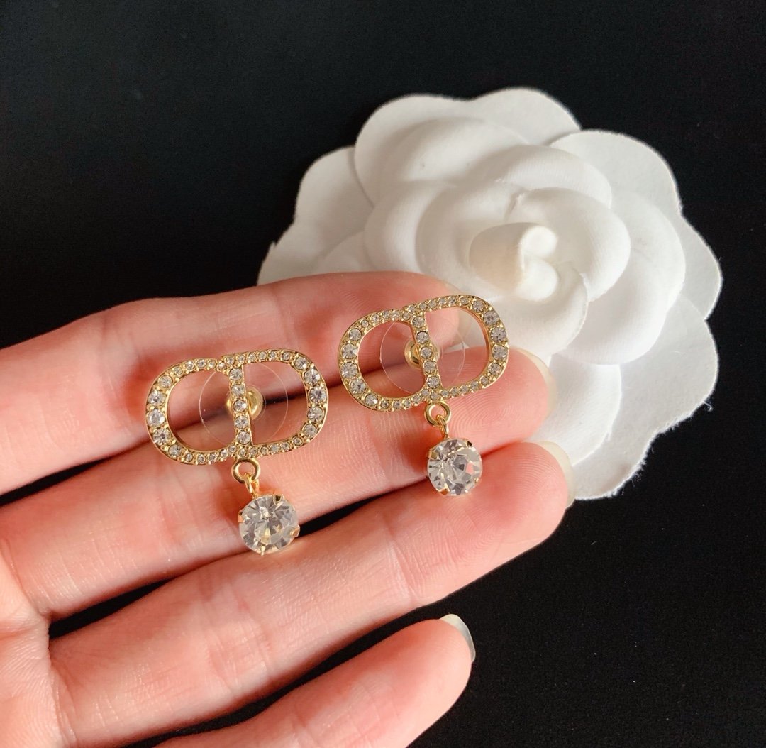 DIOR Fashion CD rhinestone earrings