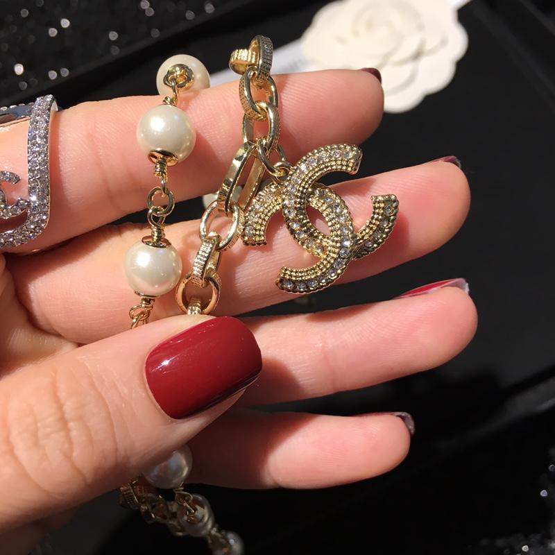 CHANEL Fashion Pearl Crystal Bracelet
