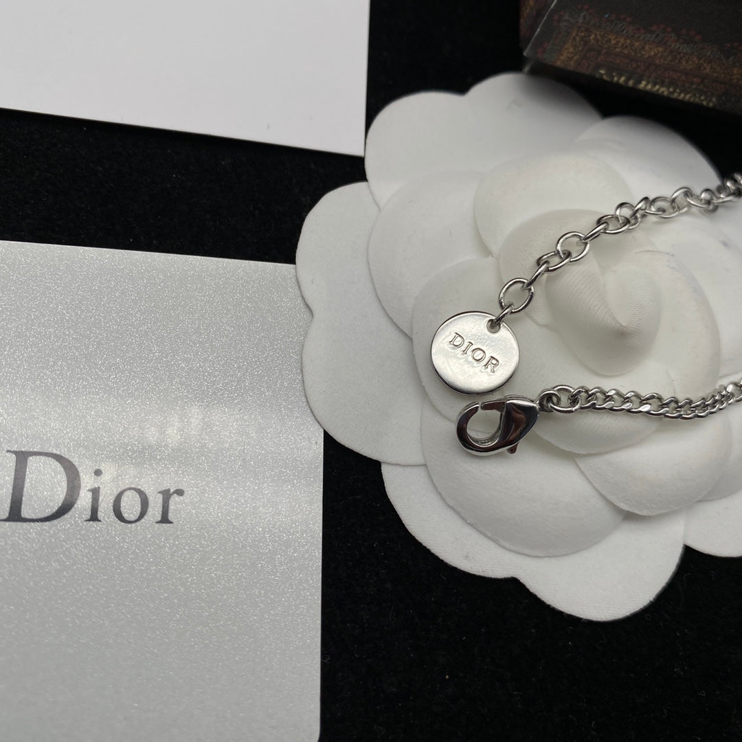 DIOR Pink flower necklace