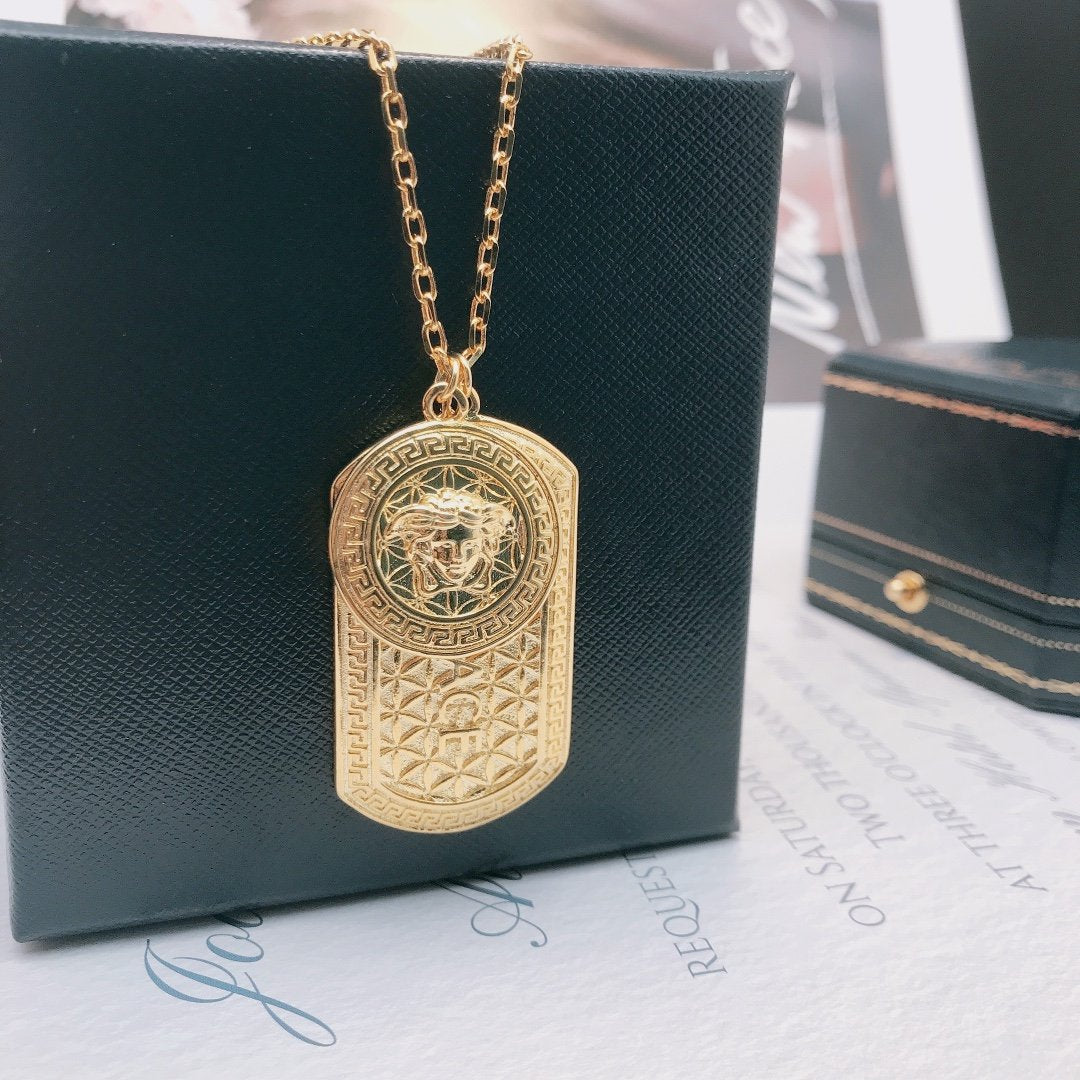 VERSACE Fashion Pattern Carved Necklace