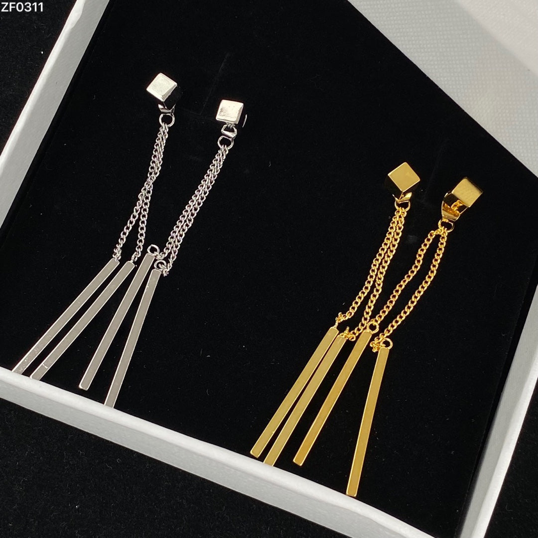 CELINE Fashion luxury long earrings