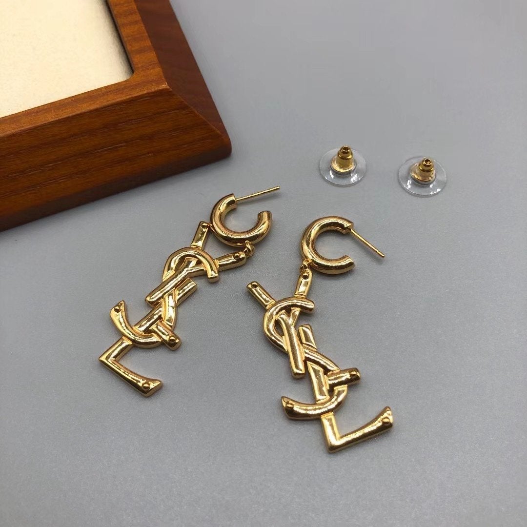 YSL Simple letter pendant earrings