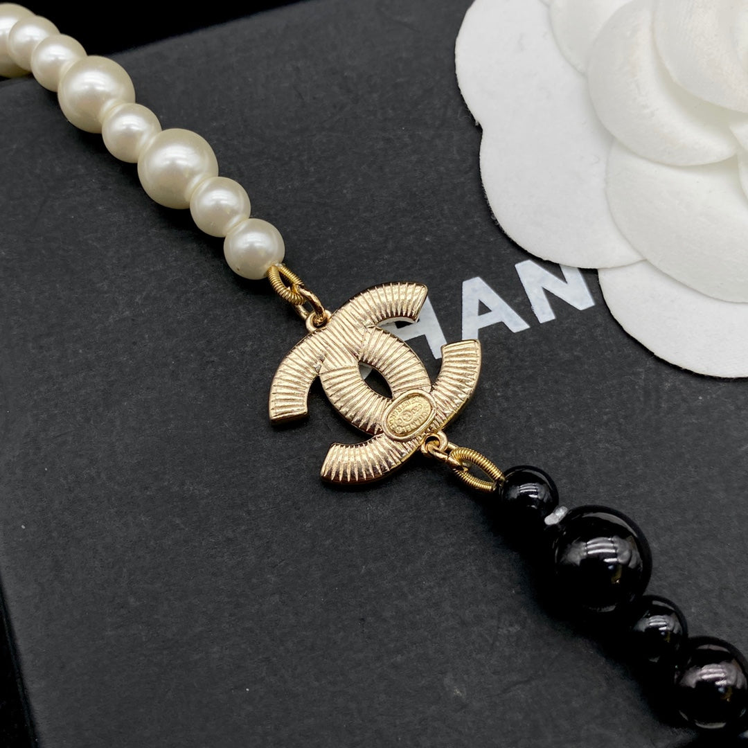 CHANEL October New Trend - Winter Sweater Necklace