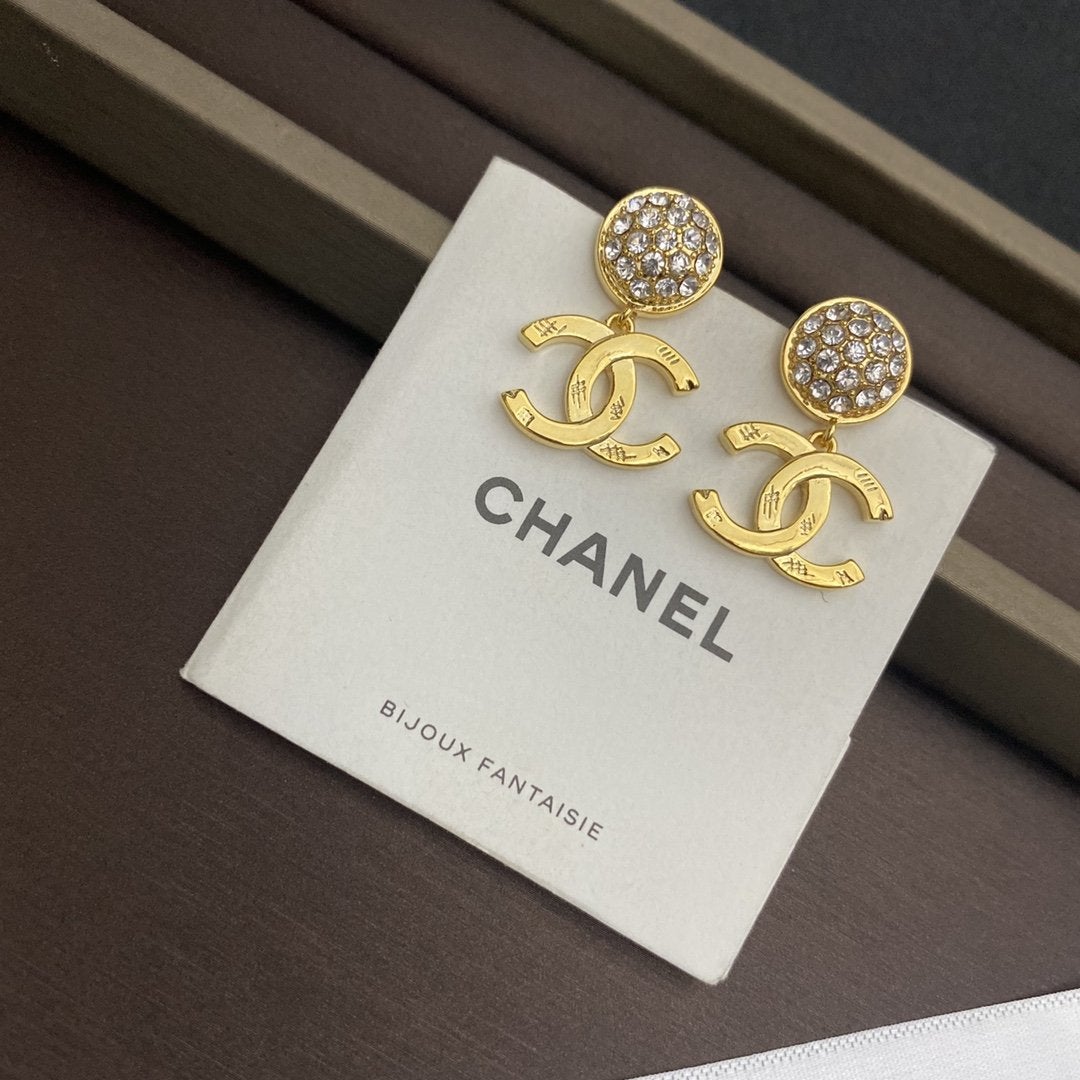 CHANEL Fashion Pavé Rhinestone Pendant Earrings